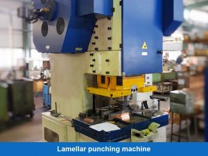 Lamellar punching machine