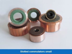 Slotted commutators small